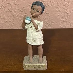 All God's Children "Nakia", Figurine, One Year Ltd. Ed., Oct. 1994-Sept. 1995